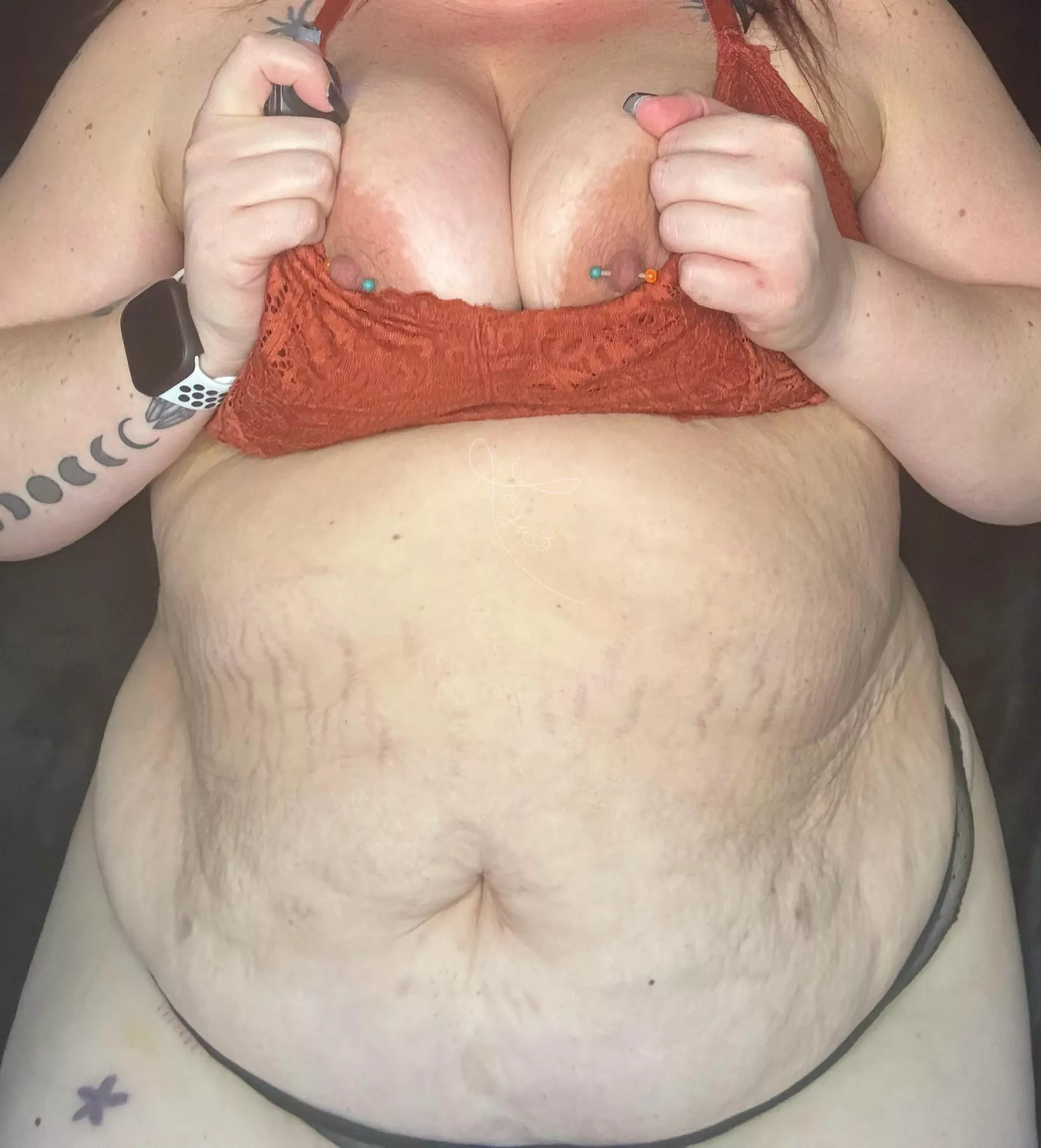 Spending my day in bed 😍