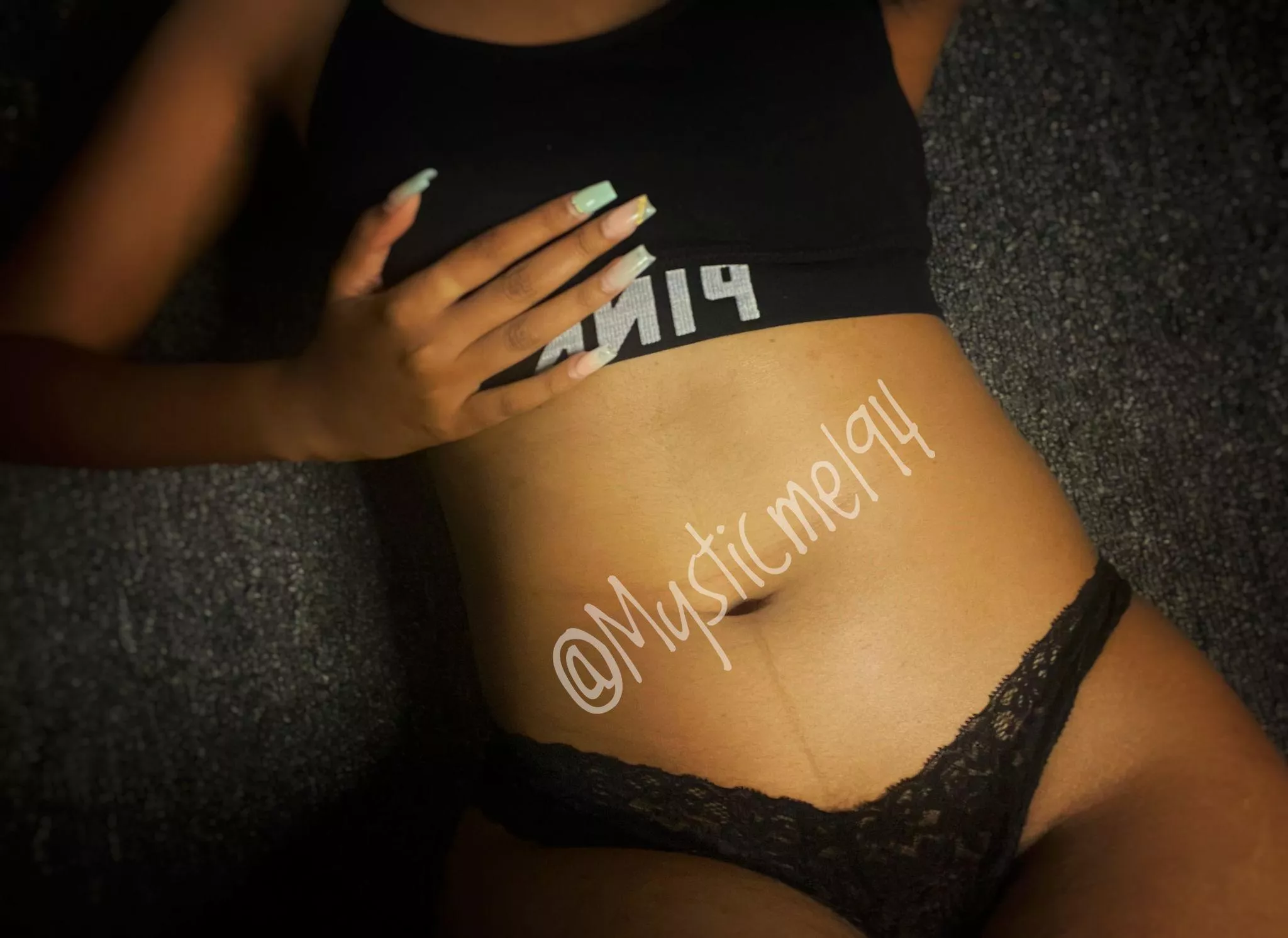 start your work week off right with some sexy panties AND/OR content from me! 🍑💦📷 [pty] [pic] [vid] [gfe]