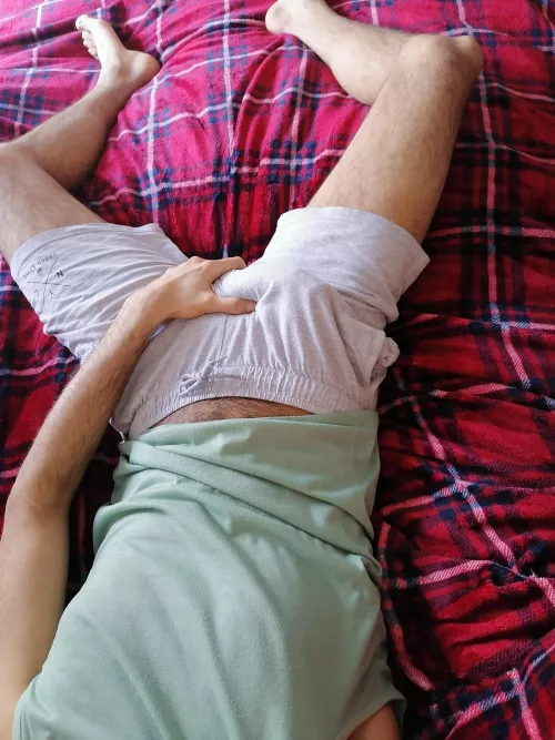 23 Need a jerk bro to get eachother off sc: side_noted