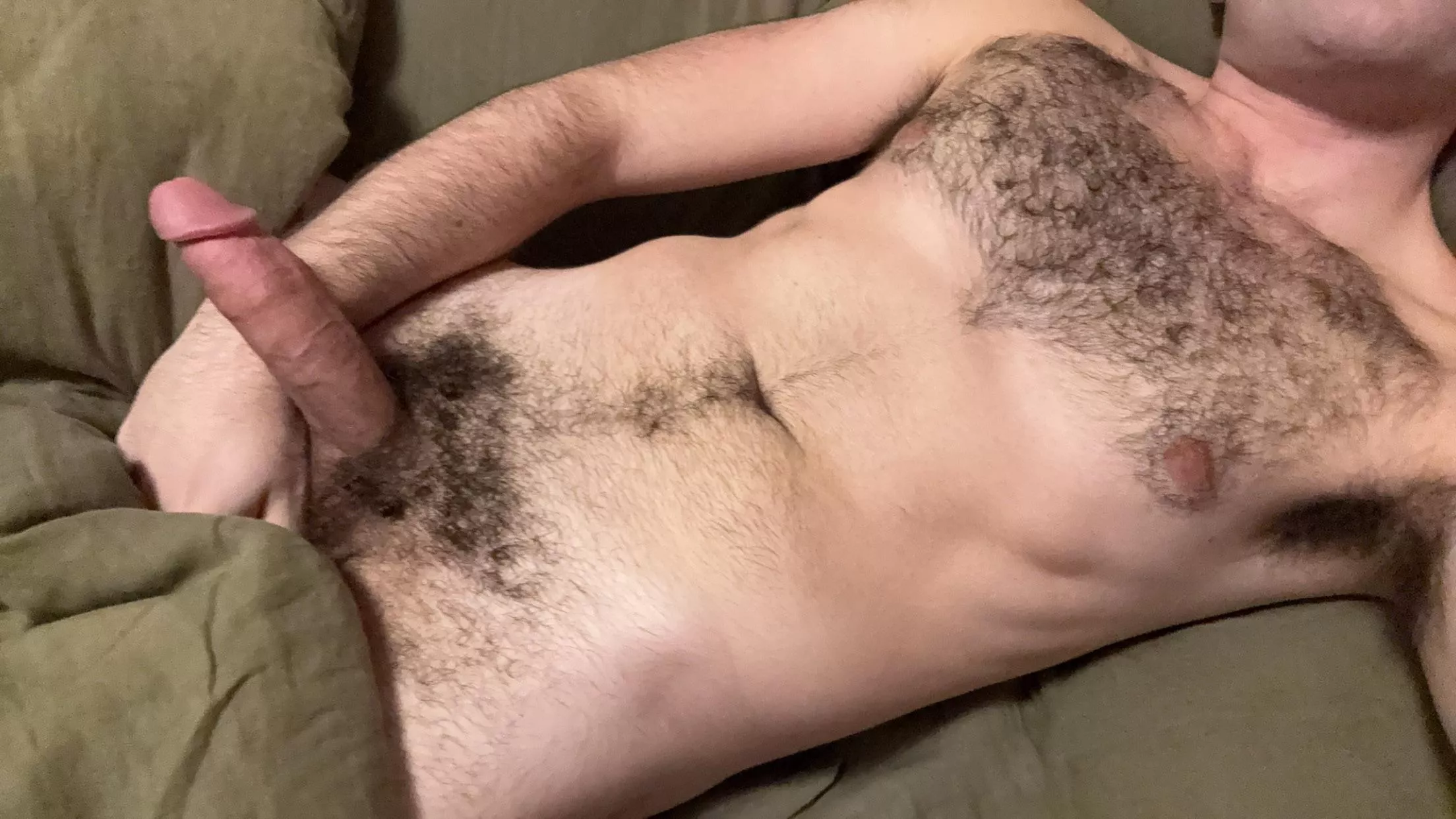 26 horny hairy bro tryna fuck lol hmu drobertson2610