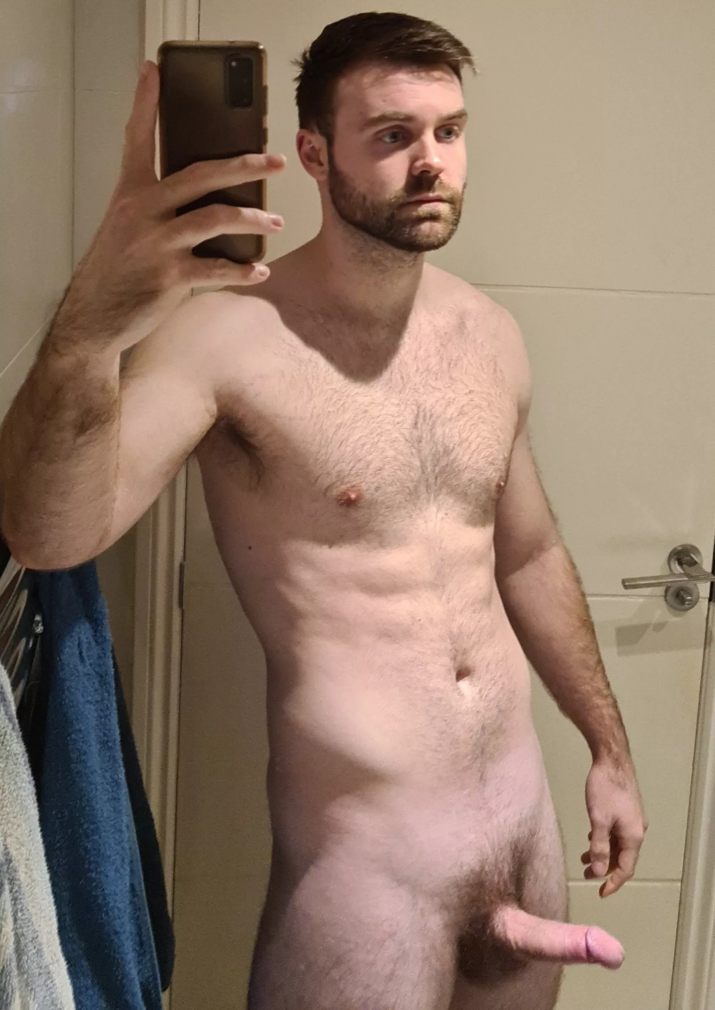 (32) want to hang out?