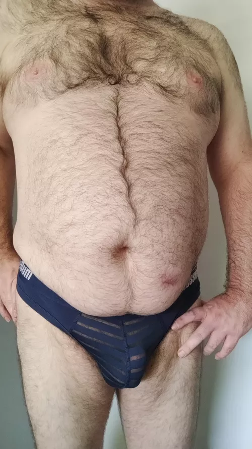 42 Feeling kinda hot and bothered. DMs open.