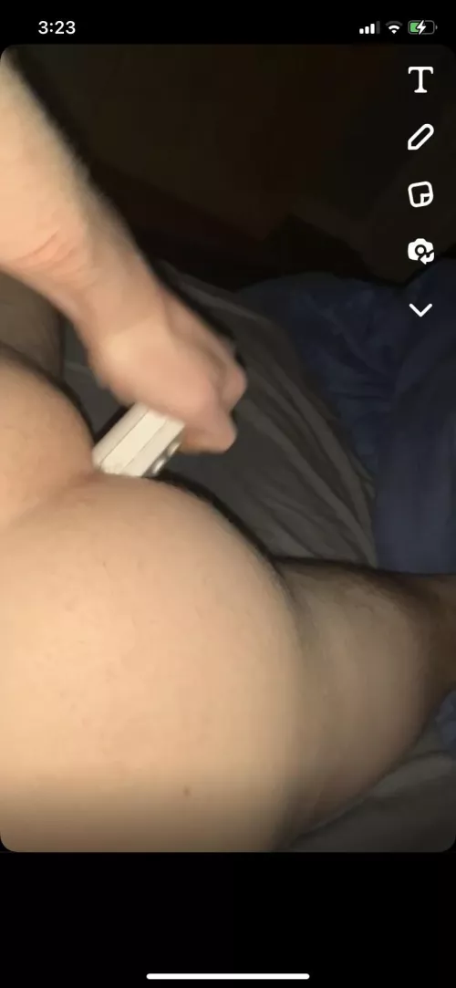 Anyone want to sext or be my sugar daddy?