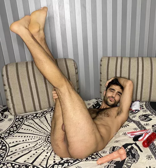 Are you feeling hungry? 👅