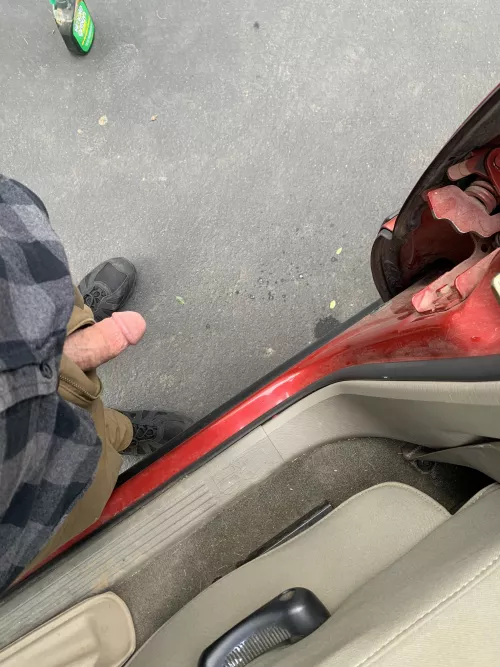 Cum help me clean the truck cutie (42)