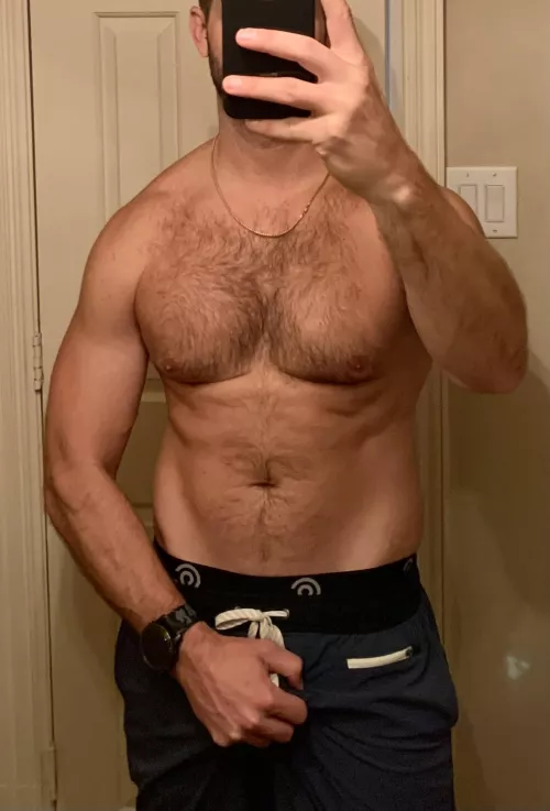 Dad bod 🥲 (m)