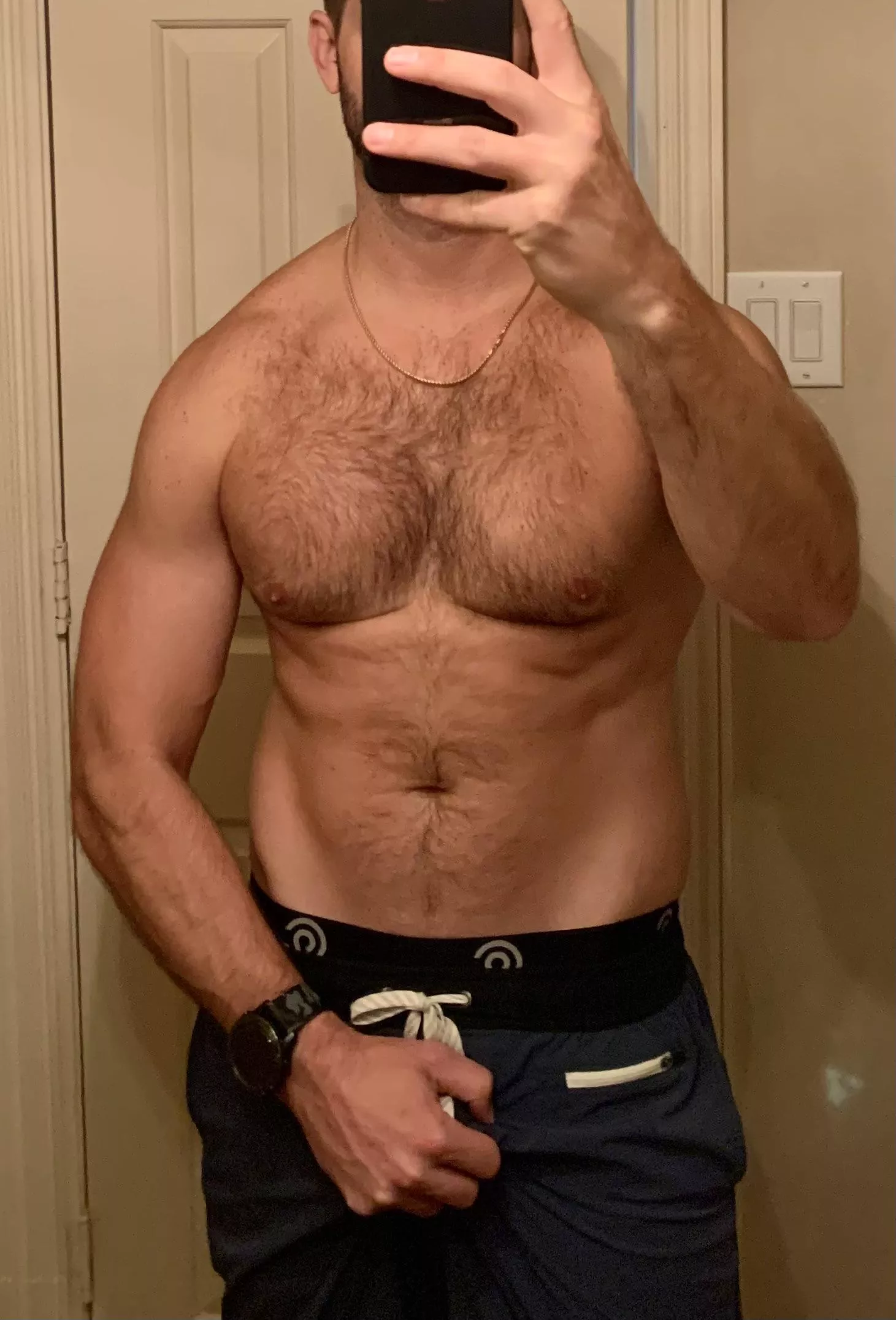 Dad bod 🥲 (m)