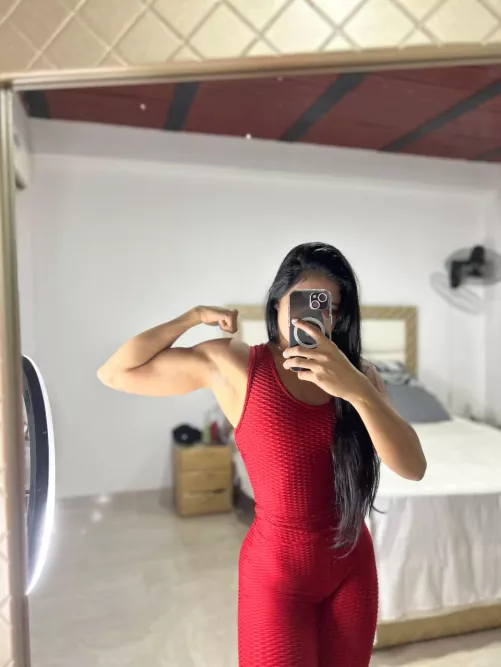 Doing good gains with my biceps?