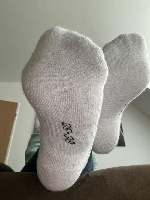 Enjoy the smell little Footboy [f]