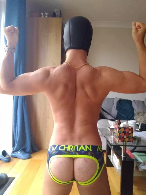 Get me on my knees while you game?