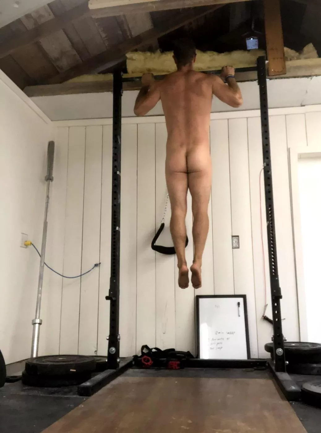 Getting some pull ups in (m)