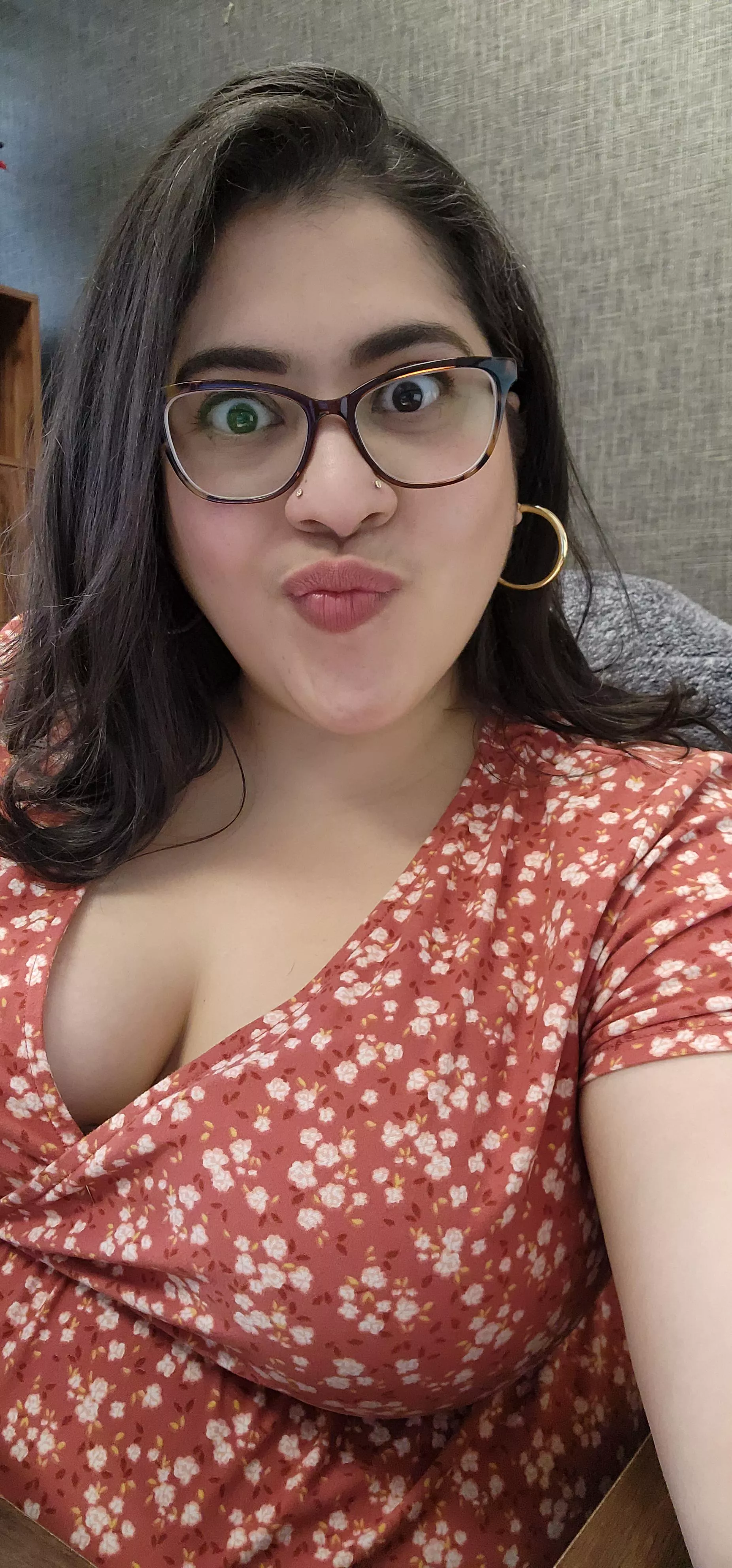 Got the song Pen Pineapple Apple Pen stuck in my head.