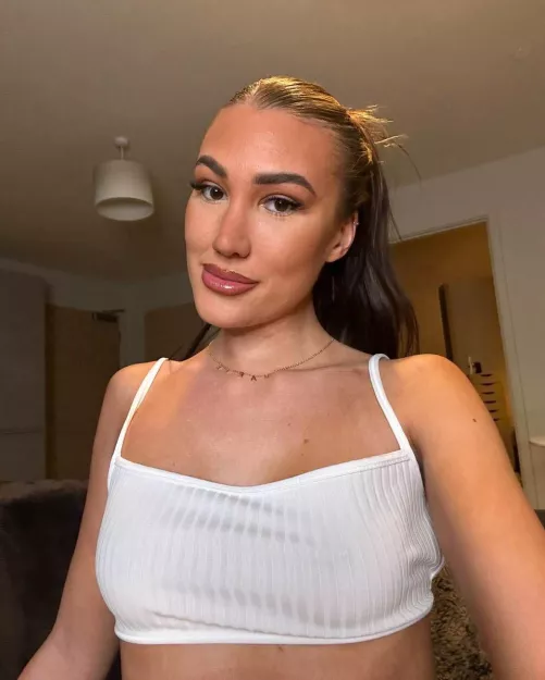 Guys my age don't notice me, do older guys think I'm cute even I'm 6'6 ft?