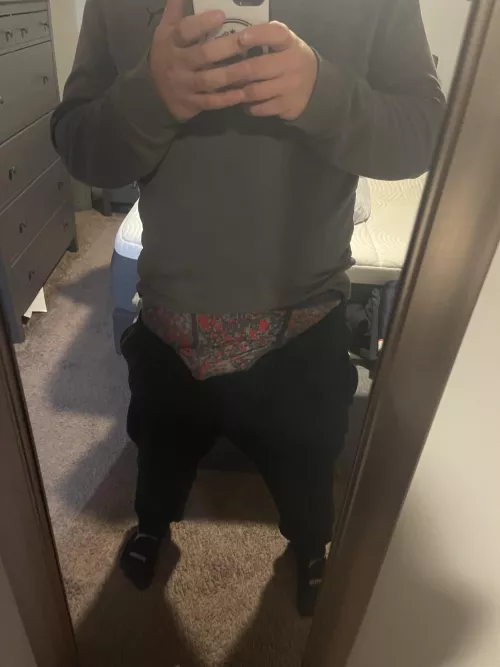 He’s begging to be let out!