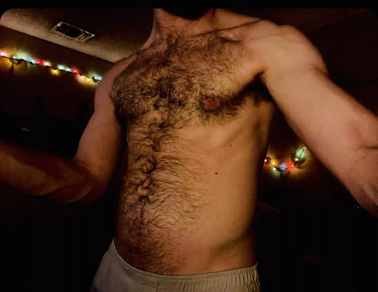 I keep getting hairier guys