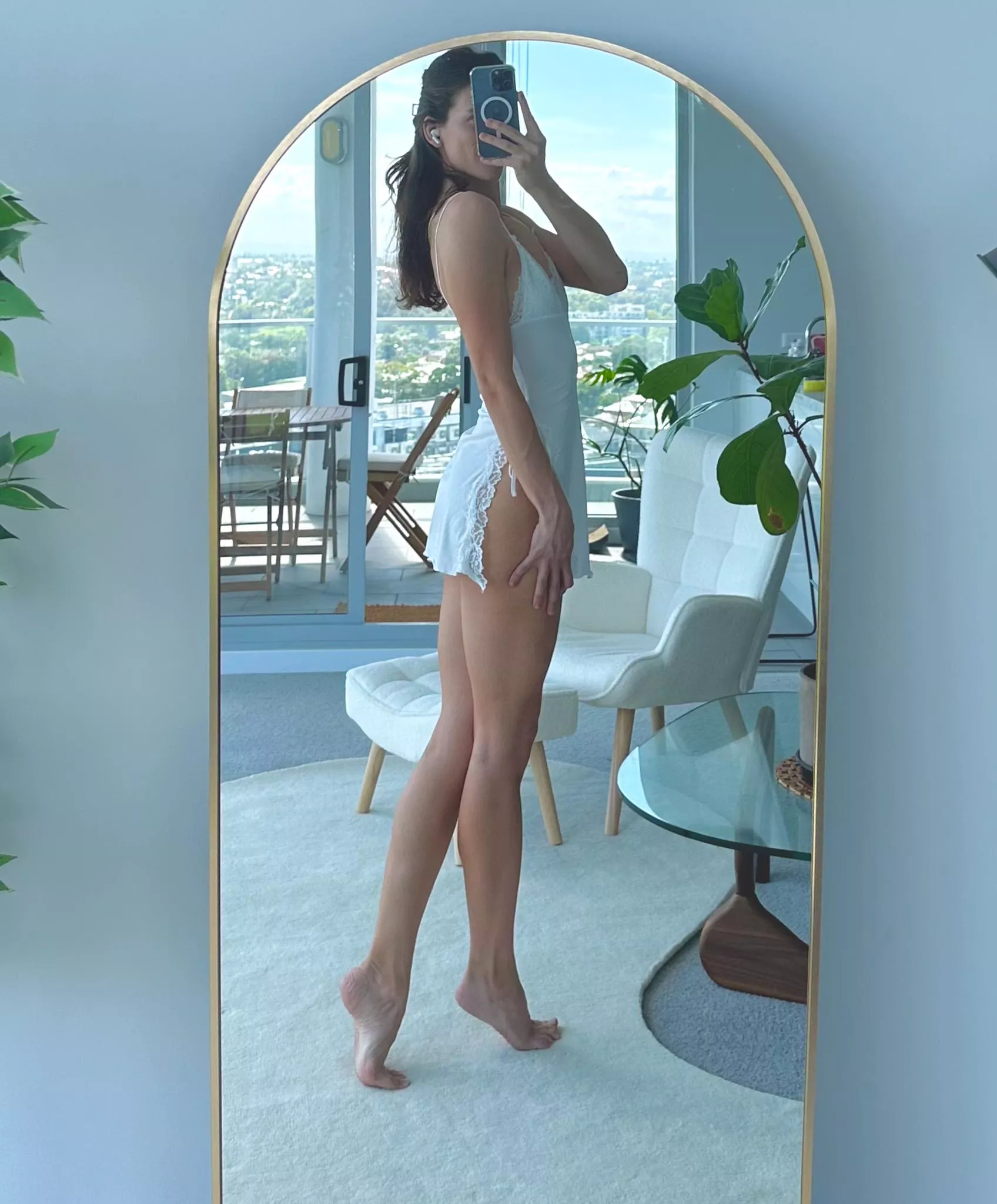 I like to wrap myself in lace for you 😜