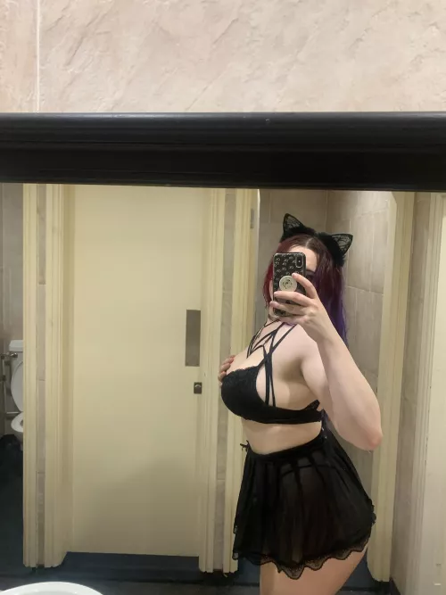 I should wear my cat ears more often 😻