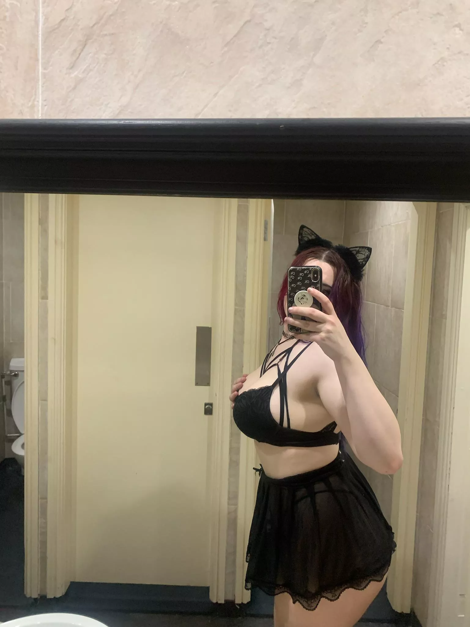 I should wear my cat ears more often 😻