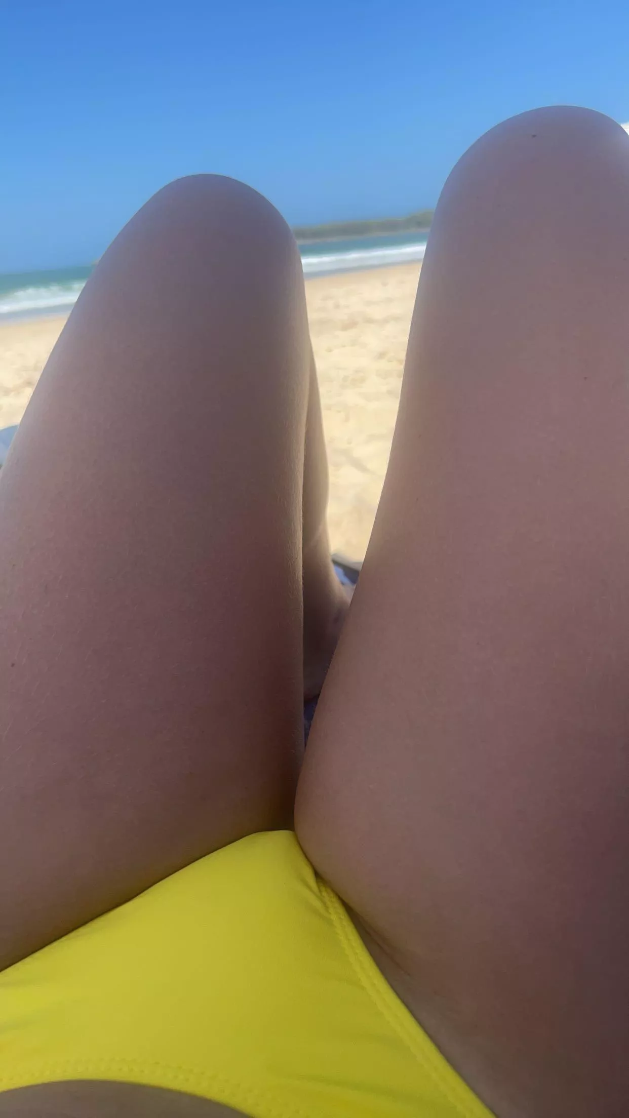 I think yellow suits me well… the men around did too