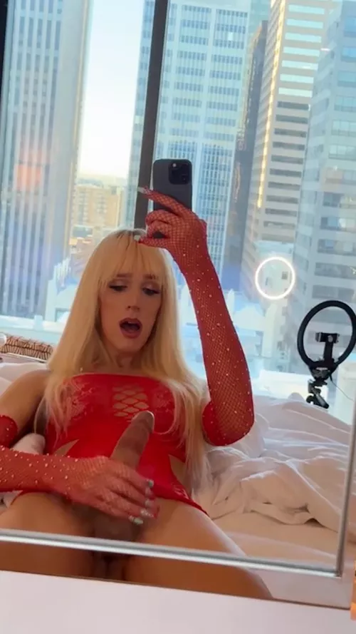 If you were here would you let me cum on your face or down your throat? 😙