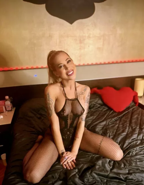 I'm a handful in the bedroom, but so are my tits