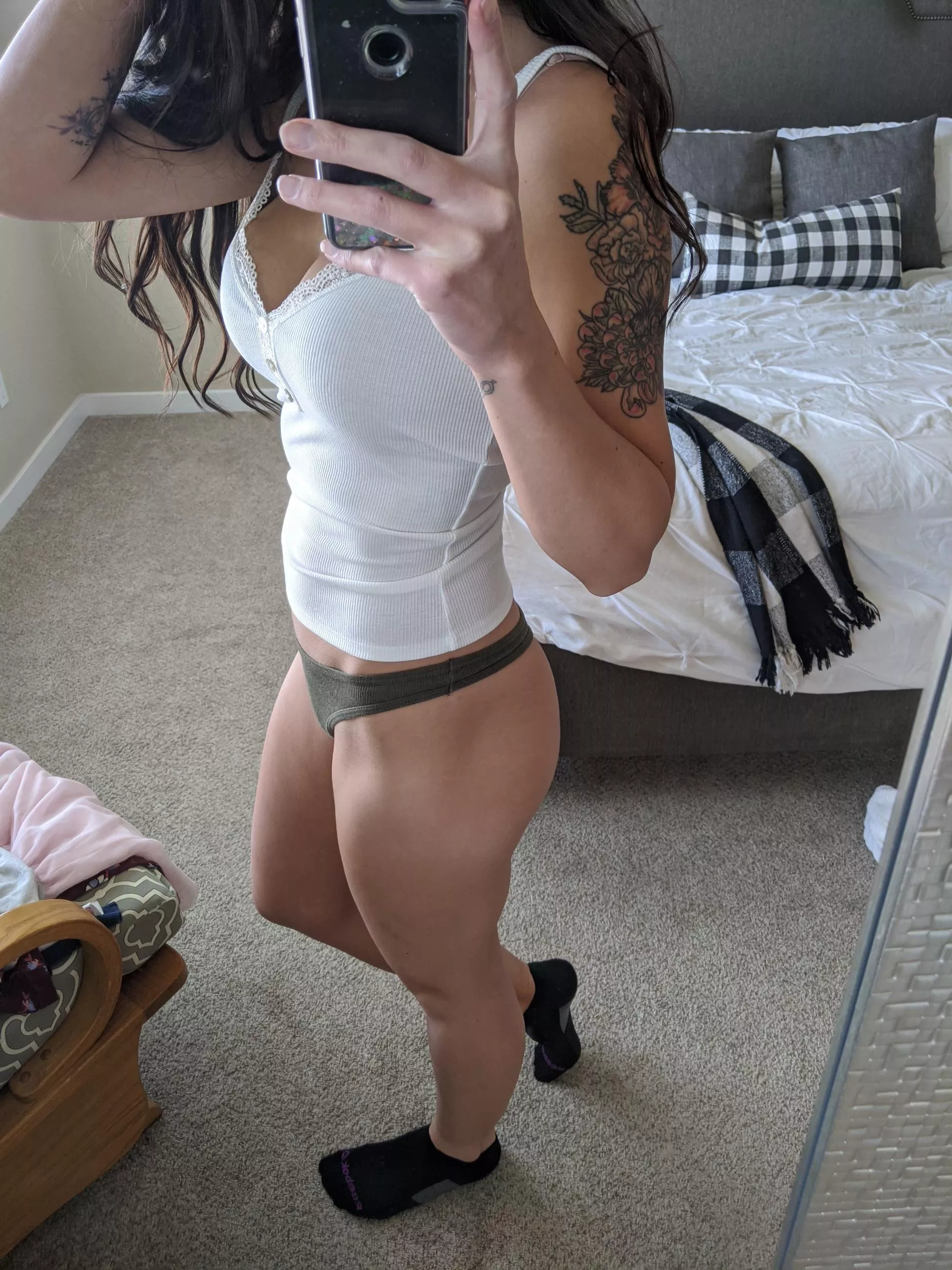 Itty bitty socks are fun (f)