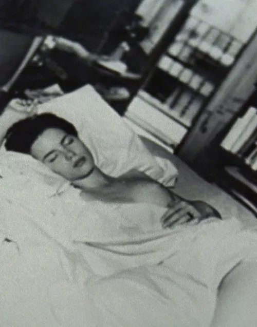 Kate Beckensale circa 1993