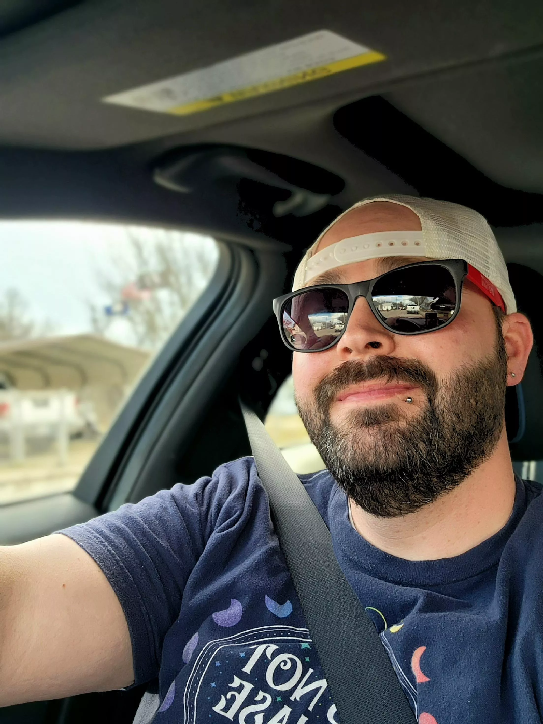 Let's go on a random road trip! Let's go on a random road trip!