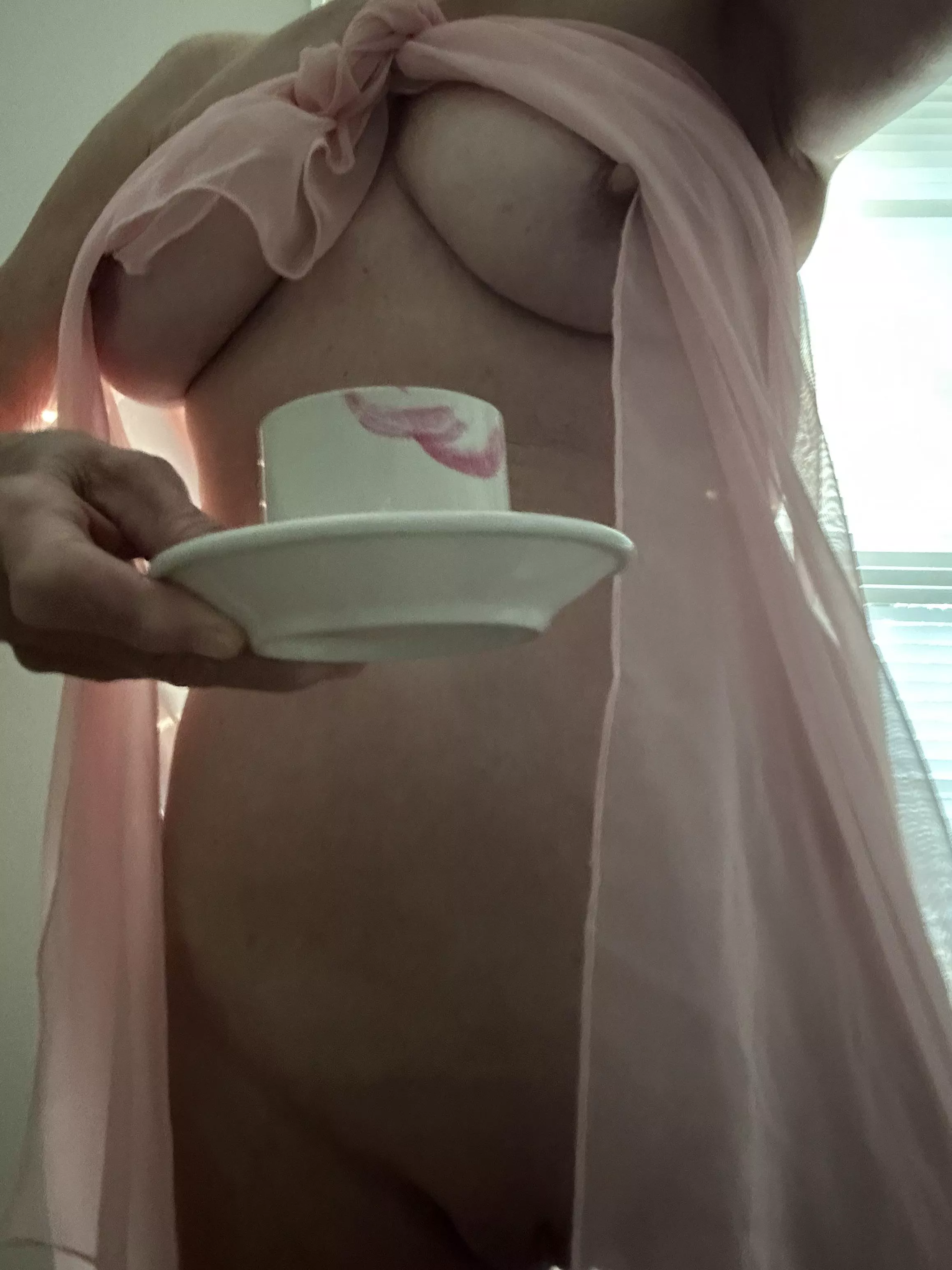 Lots of lips this morning..🫦💋🫦