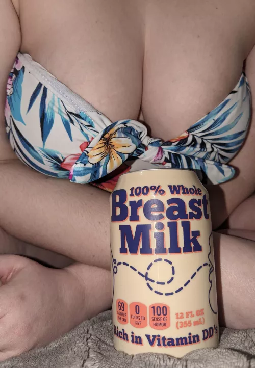 My bikini comes with this 😉💋