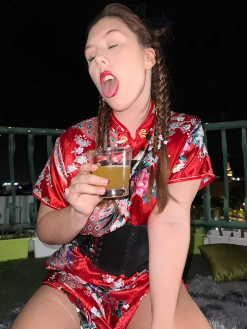 [OC] - tell me if my saliva is delicious