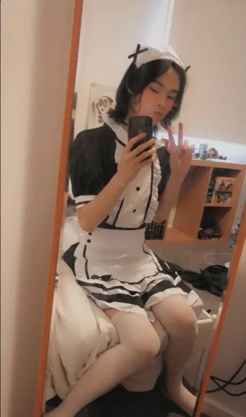 Old pic when my hair was longer 🥲🥲