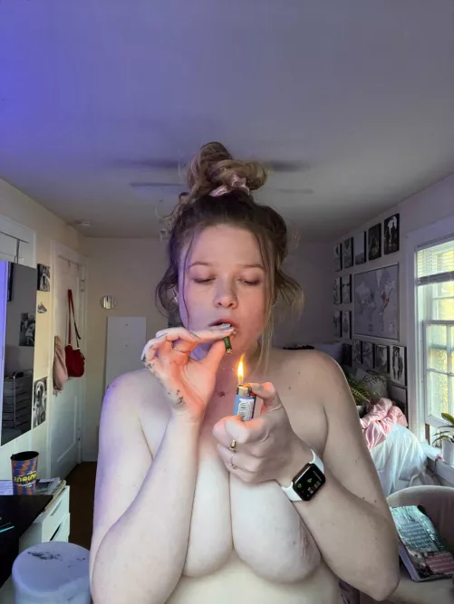 sometimes.. all you need is a chubby girl to smoke with.