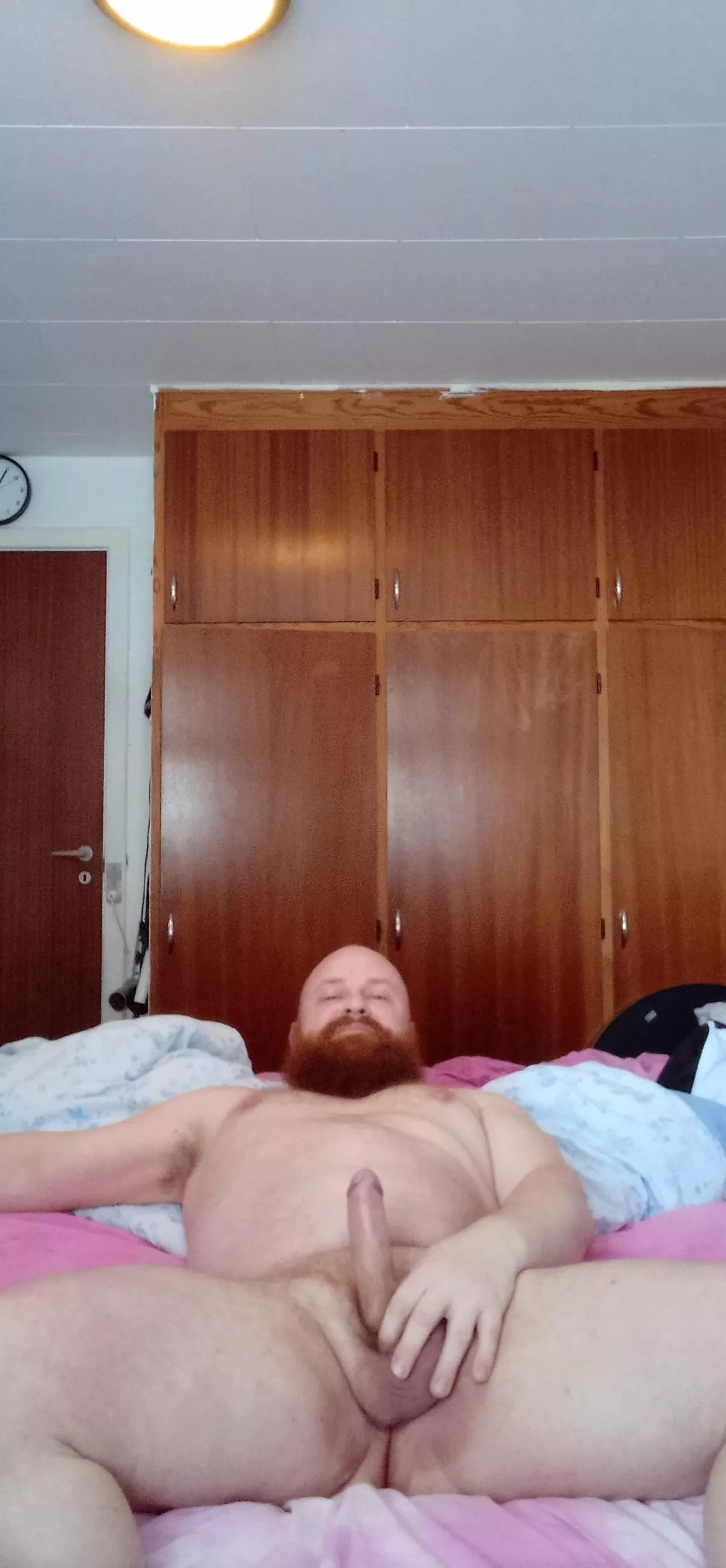 Wanna join me in bed 😜😘