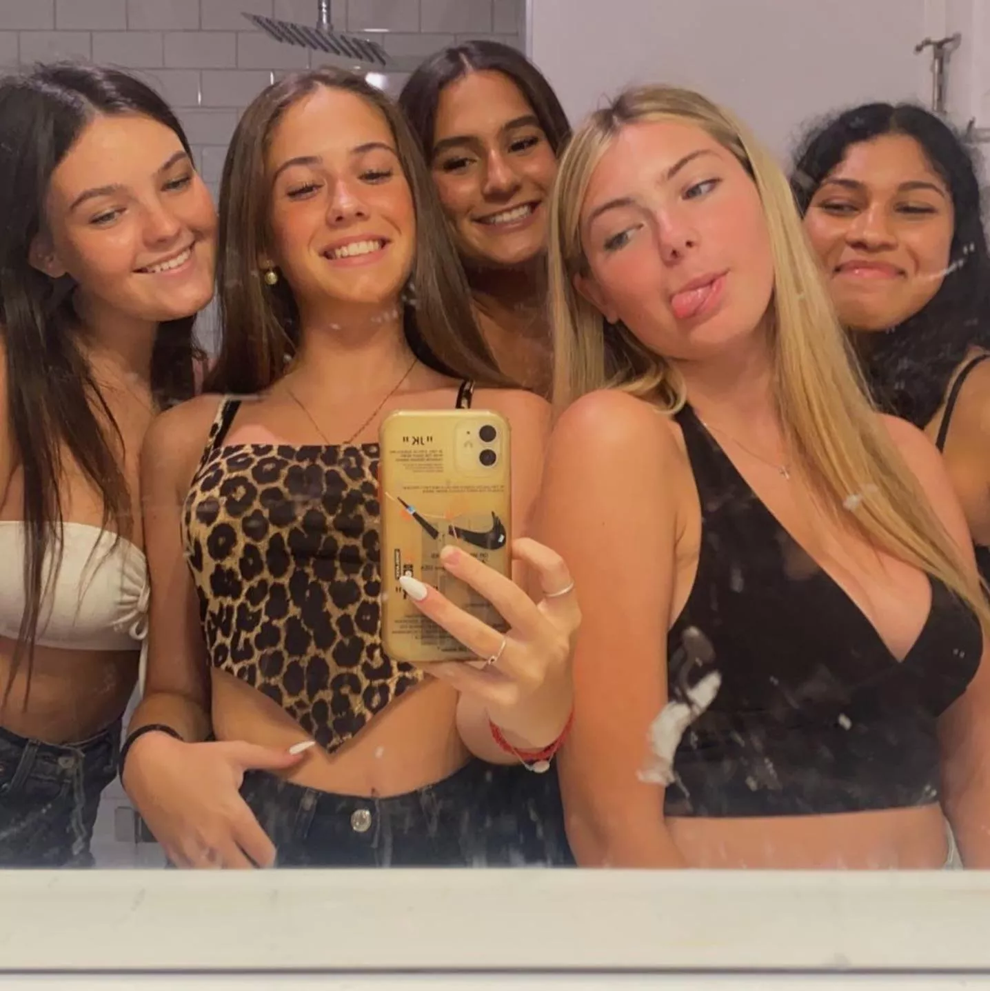 Who are you smashing? [5]