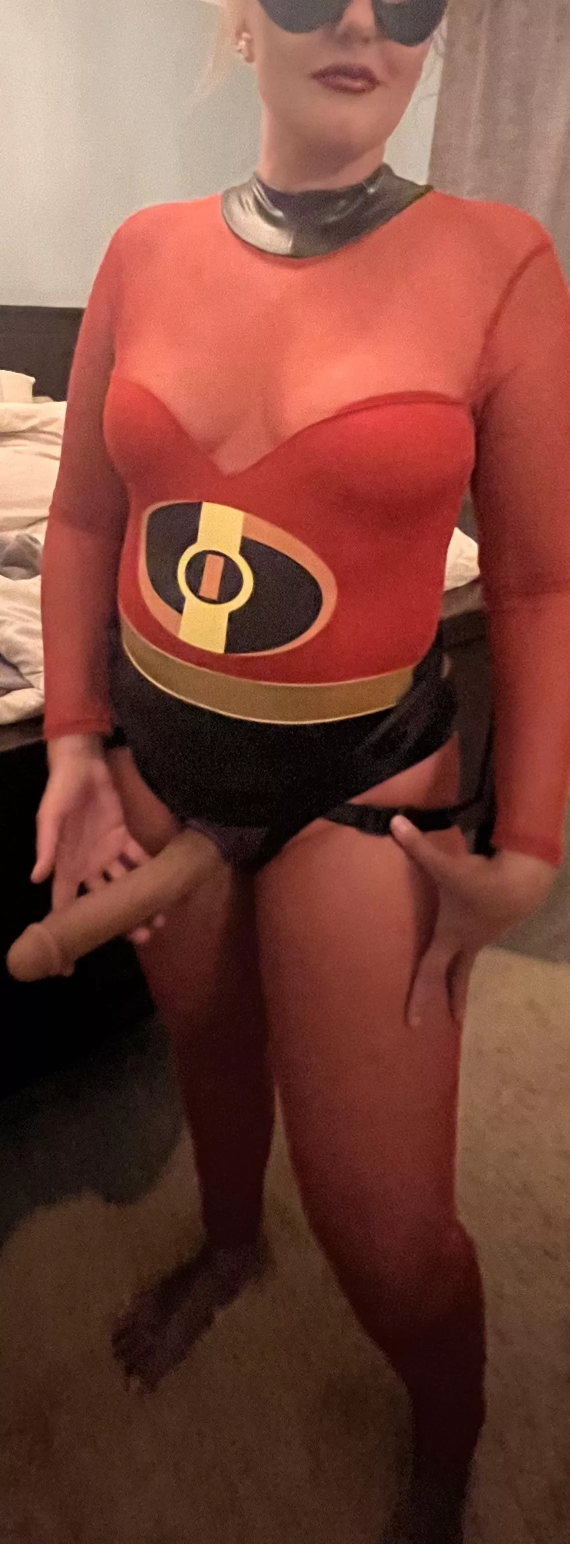 Wifey wants a newer younger tighter hole to stretch, any takers?