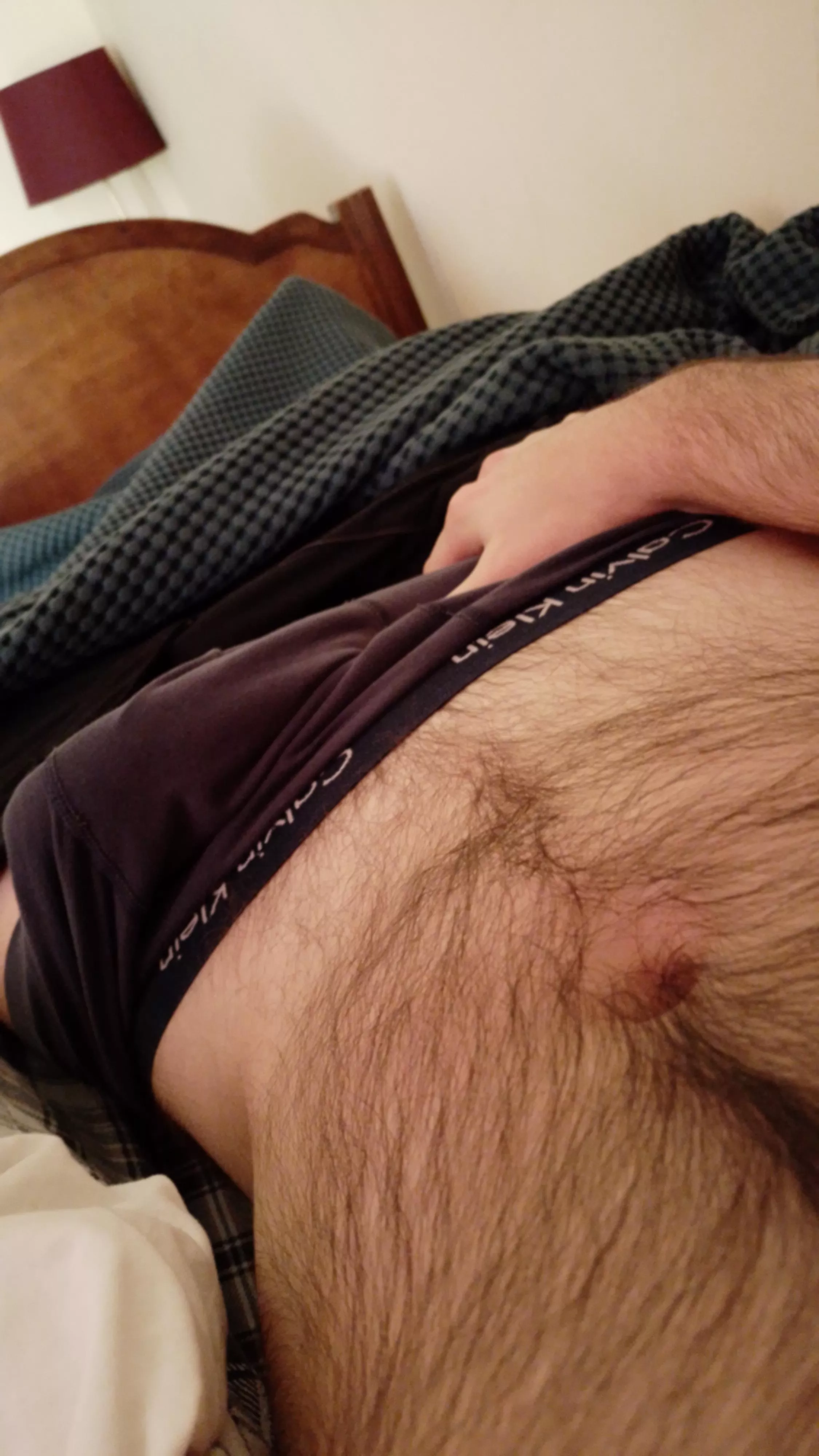 25 italy 8inch thick hung fit hairy daddy hmu boys. Giu23196