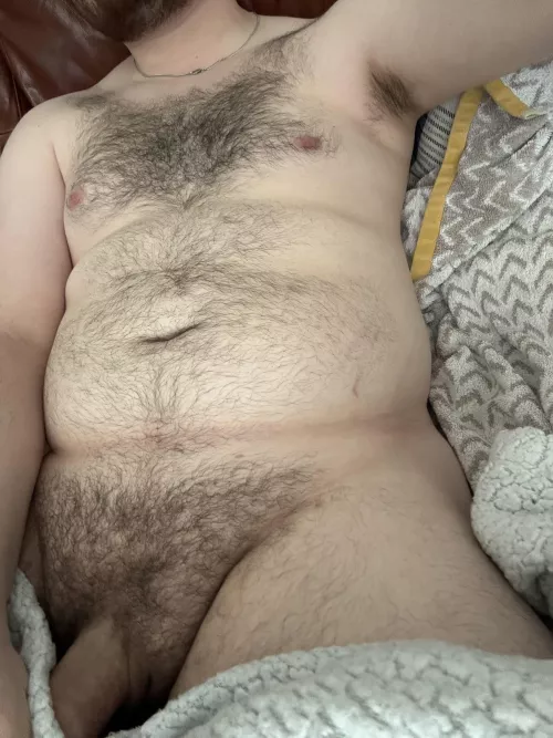 26 UK verse bro. Chilling and horny all day. Face++ verbal++