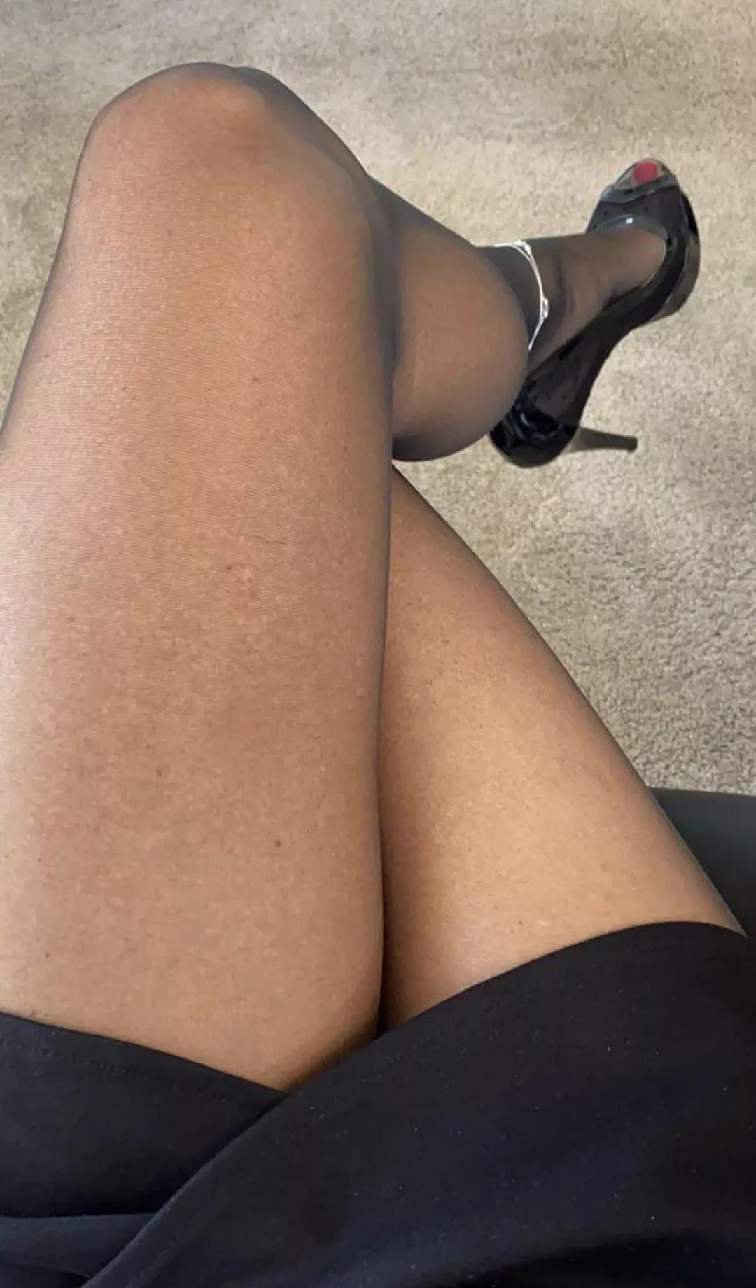 Alone today... Just wanna some fun (f4f)