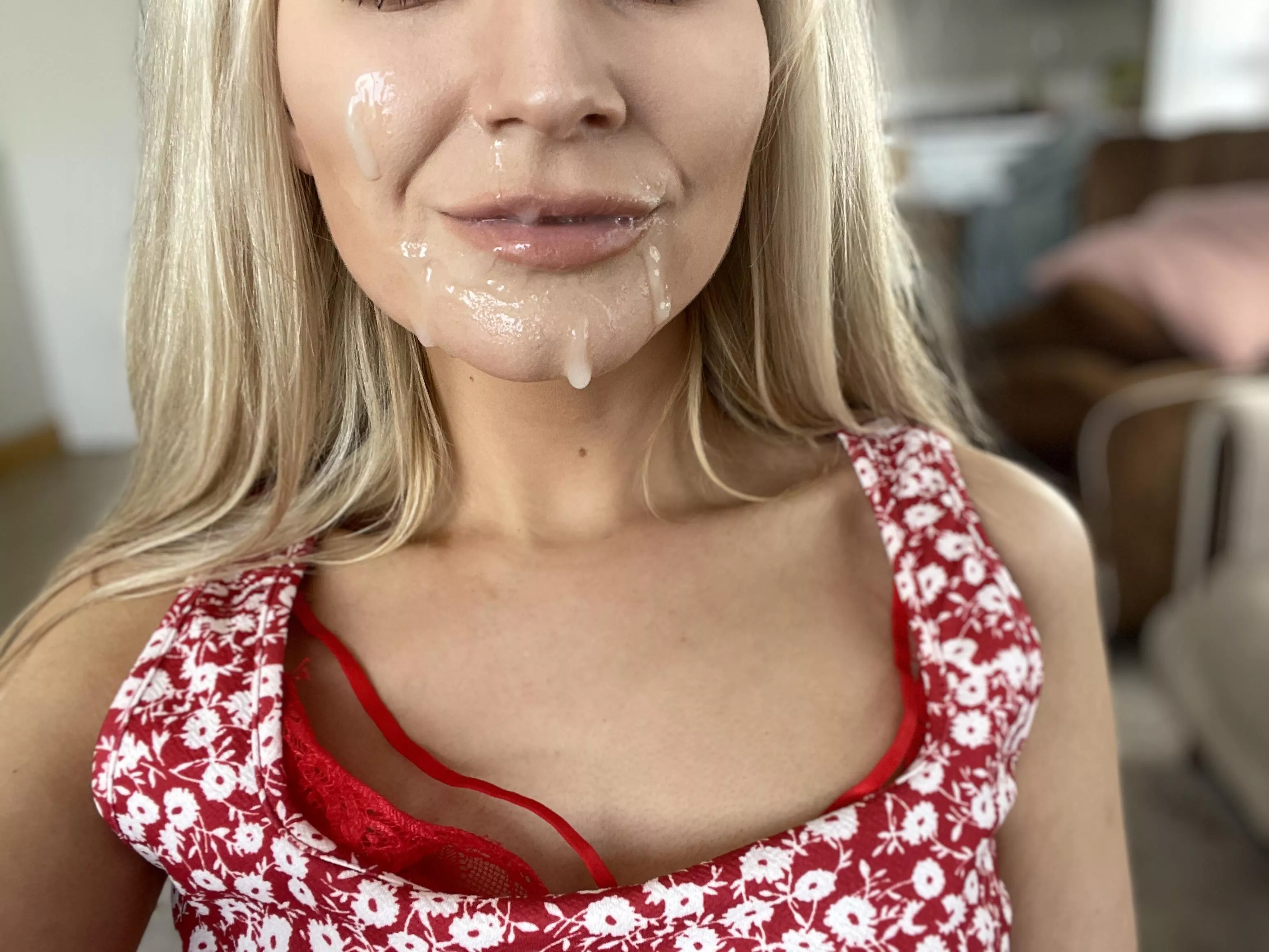 Am I a good little cumslut?!