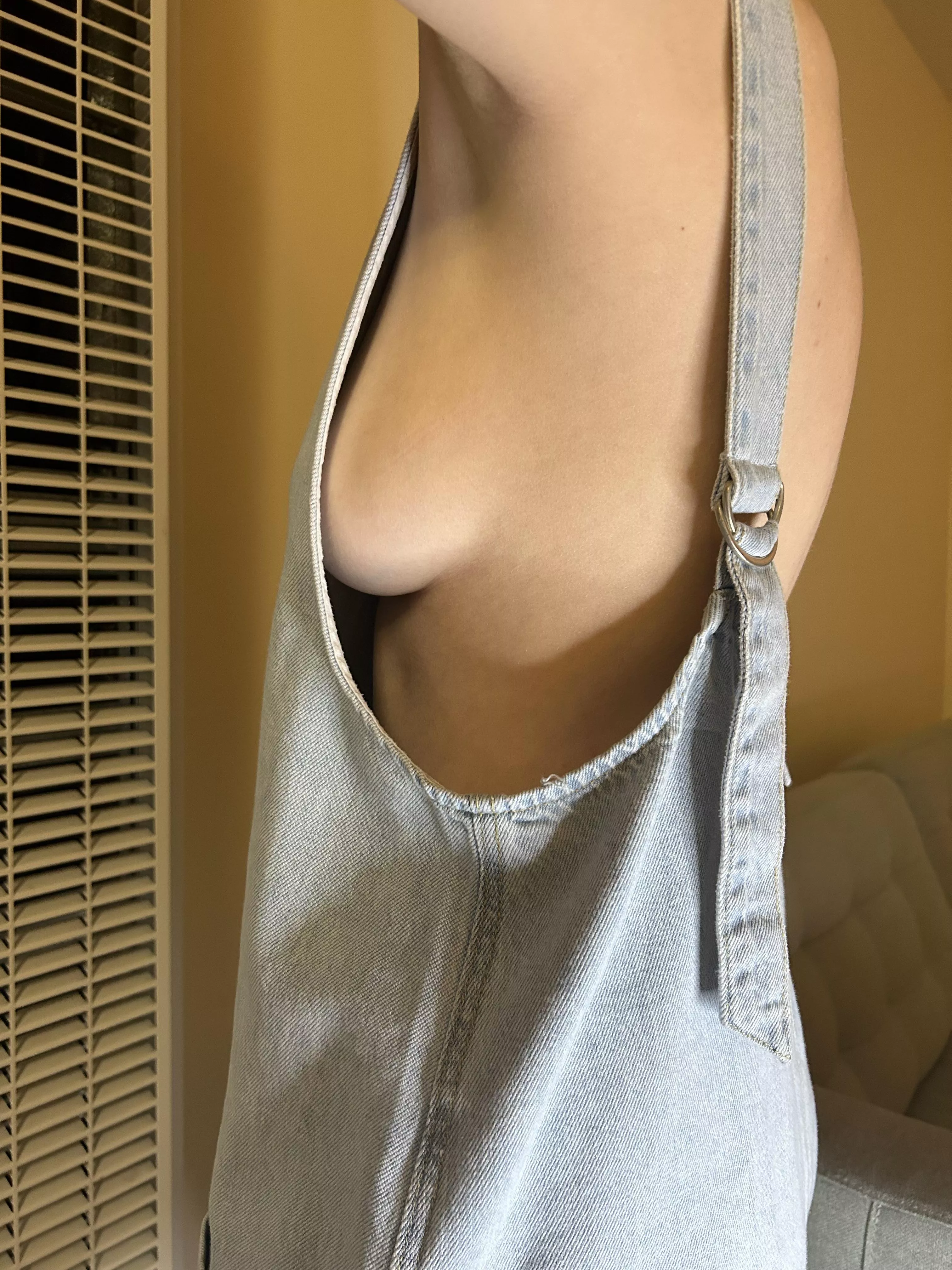 At the party, I was talking to three guys. Each of them was standing on a different side of me: left, right, and in front.. I basically could say anything, because non of them was listening to what I'm saying...