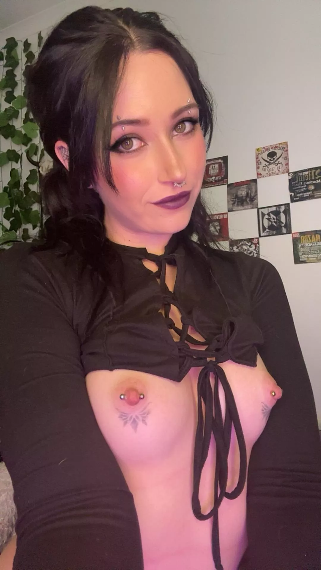 Can I put some lipstick on your cock?