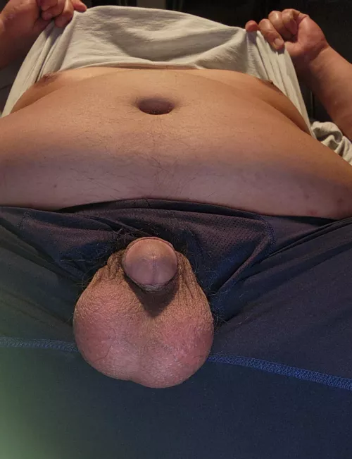 Come rub my belly beautiful