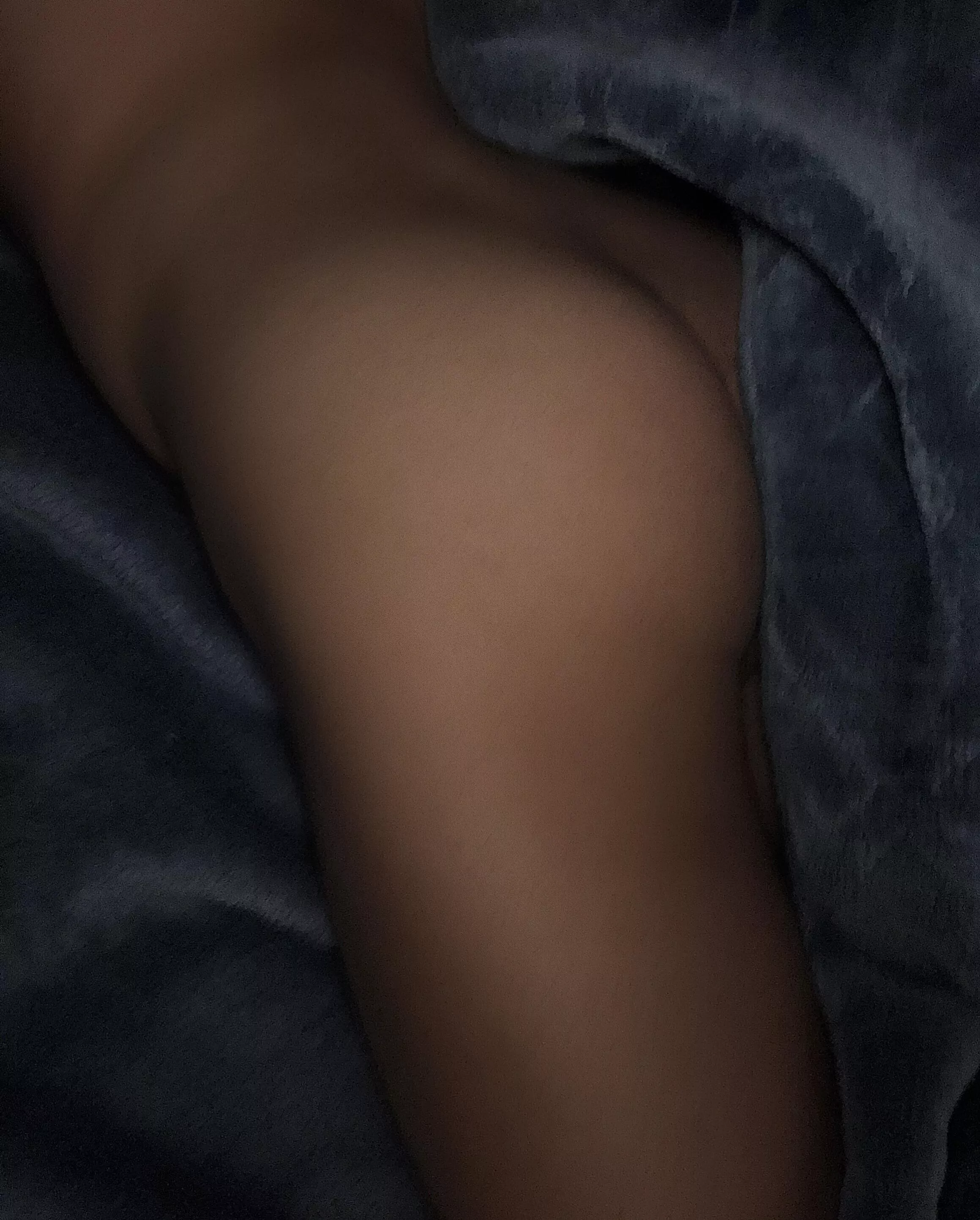 Do u like my booty? 19