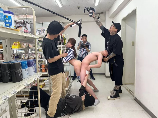 Does anyone know the code ?