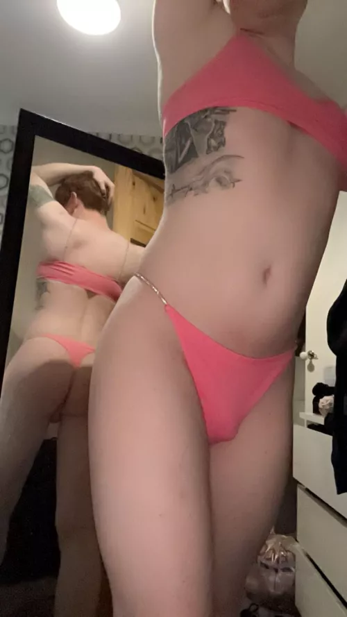 Does my pink suit me or should I take it off?😜🤤