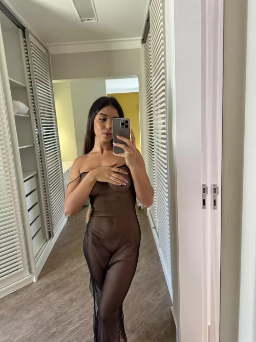 Does this dress suit for halloween party?