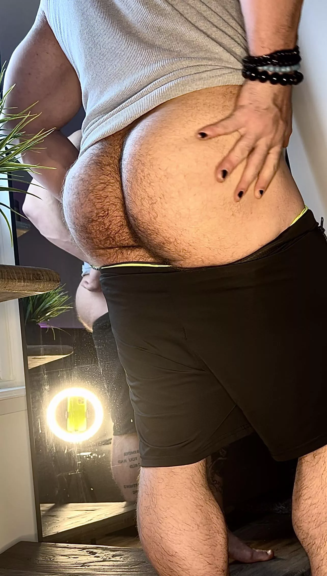 Don't Keep Me Waiting (32)(m)