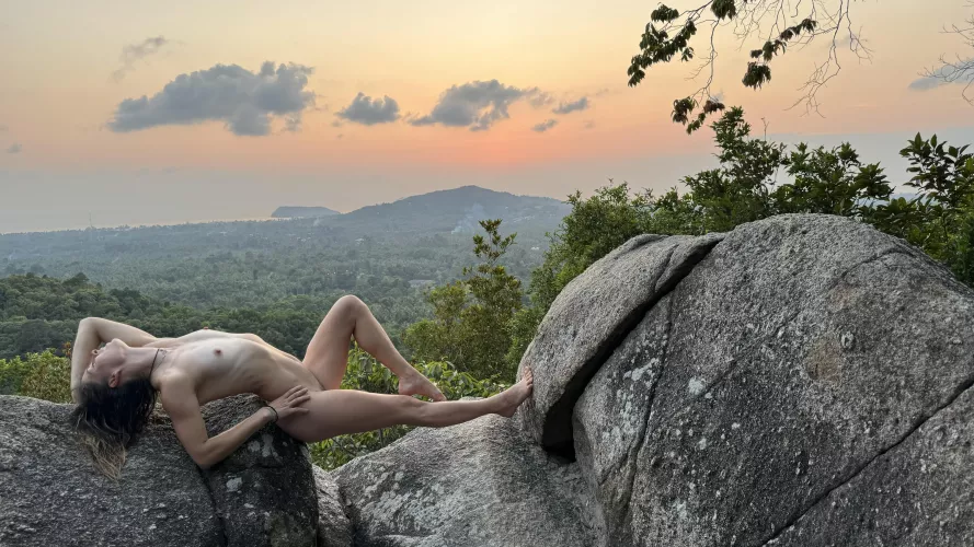 Had so much fun playing and climbing in Thailand! 🇹🇭 can’t wait to go back for more 💪