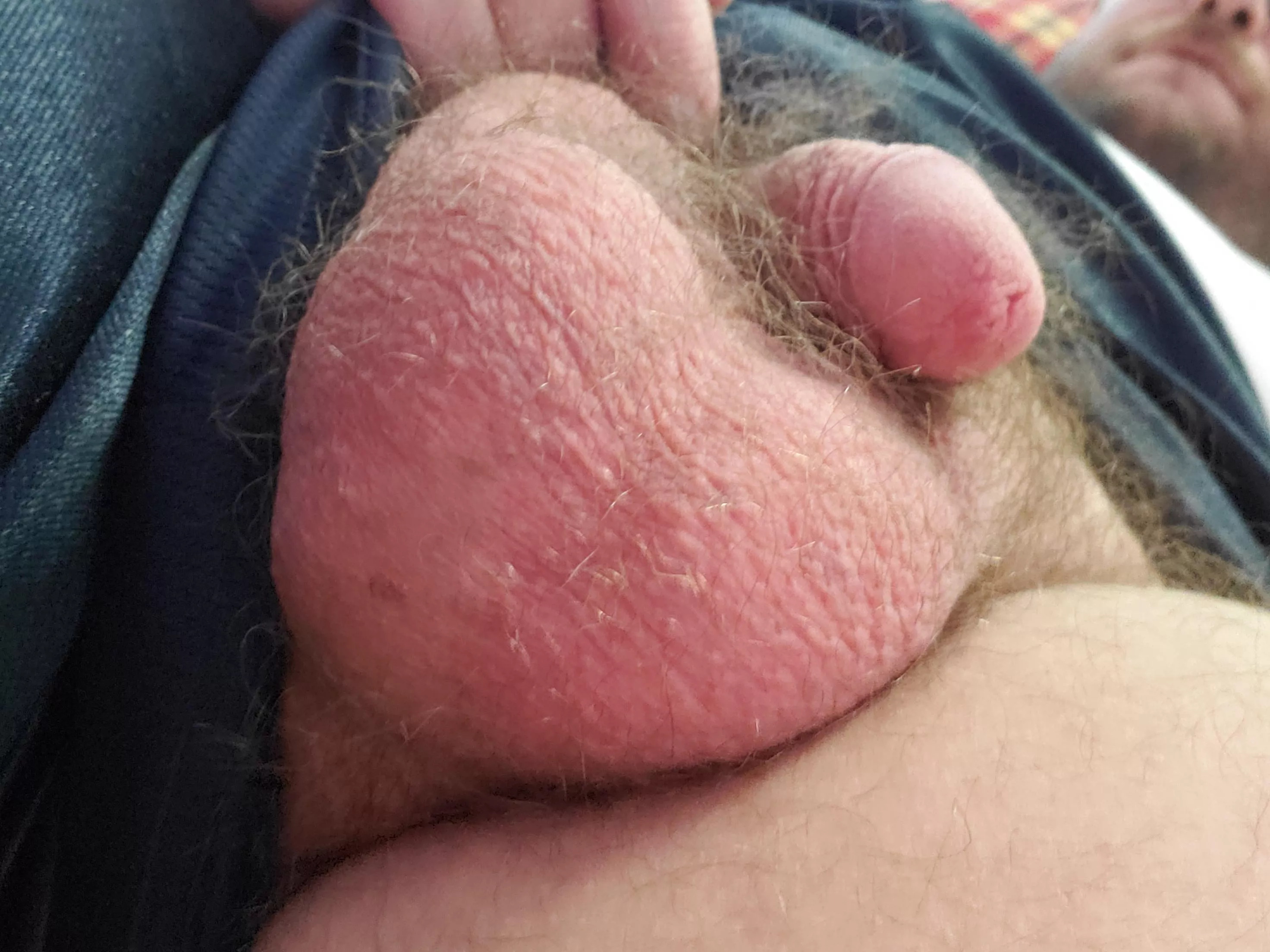 Happy V Day from me and my heart-shaped balls lol 😘